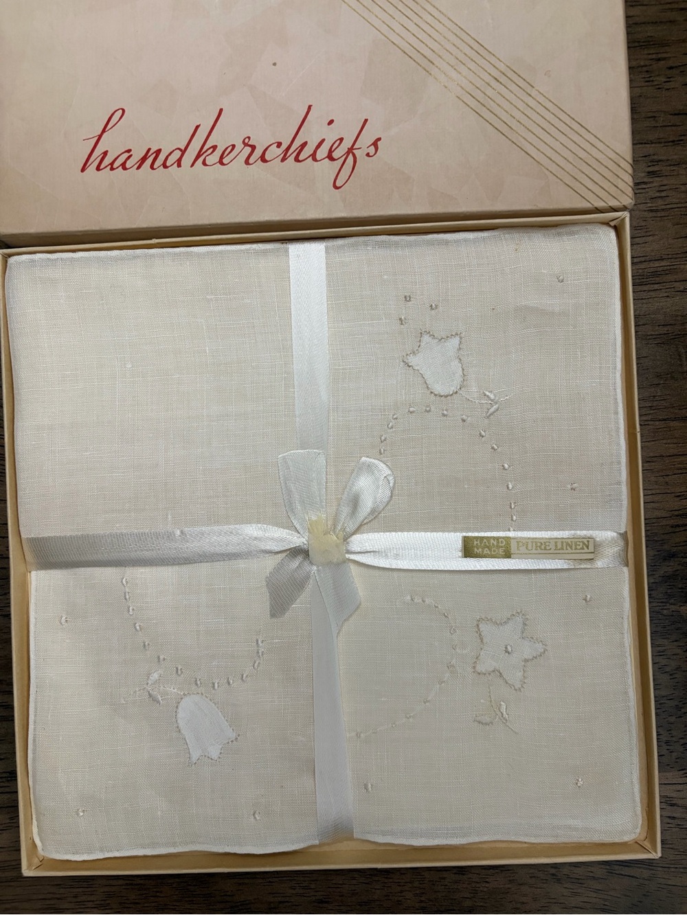 Vintage Handkerchiefs - Cream and white in original  Gift Box